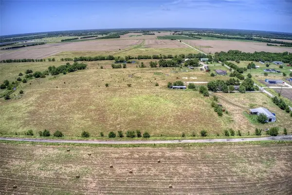 718 County Road 1063, Greenville, TX 75401