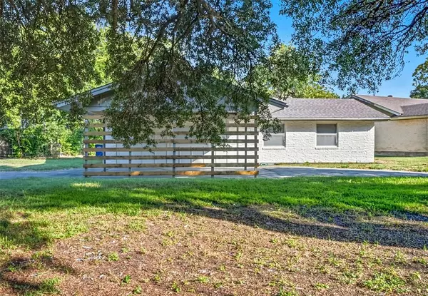 Dallas, TX 75228,2251 Hartline Drive