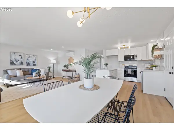 11 BERWICK CT, Molalla, OR 97038