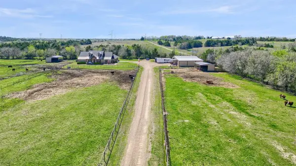 710 Us-82, Bells, TX 75414