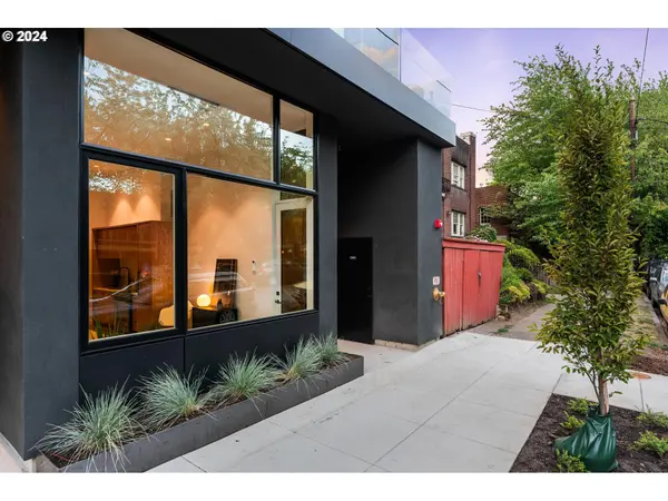 2791 NW THURMAN ST, Portland, OR 97210