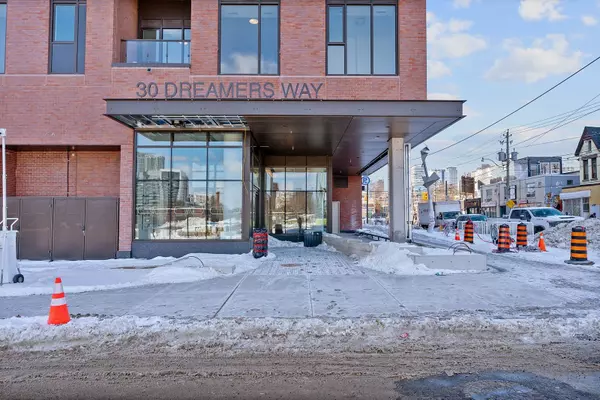 Toronto C08, ON M5A 2G5,30 Dreamers WAY #249