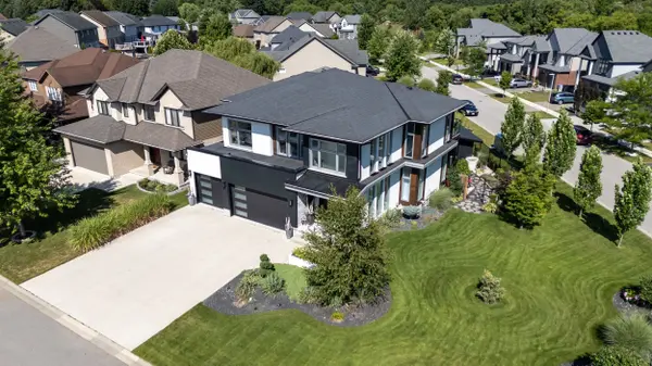 Middlesex Centre, ON N0L 1R0,7 Valleyview CRES