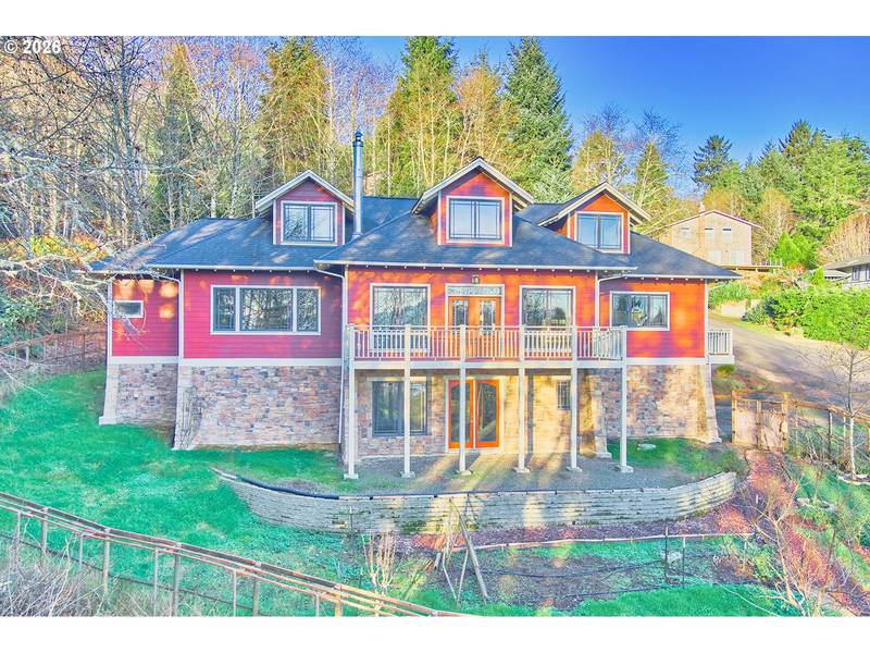 2147 KLAHANEE DR, Ilwaco, WA 98624