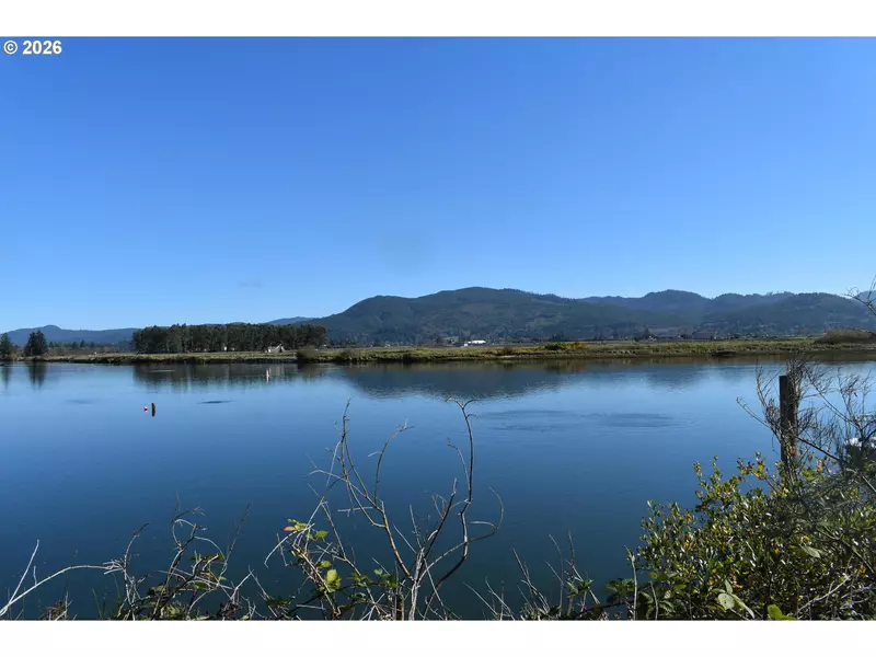 TL 12700 Hwy 101, Nehalem, OR 97131