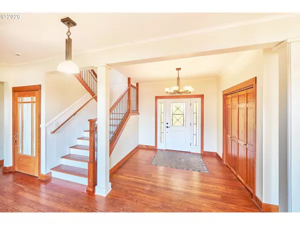 Ilwaco, WA 98624,2147 KLAHANEE DR