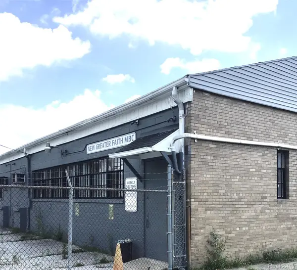 15801 Schaefer HWY, Detroit, MI 48235