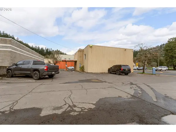 229 N FIRST ST, Drain, OR 97435