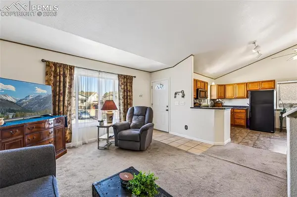 275 Settlement LN #D4, Elizabeth, CO 80107