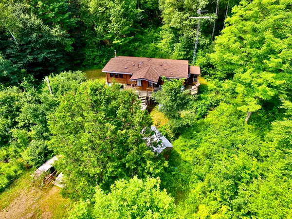 Addington Highlands, ON K0H 1K0,19626 41 HWY