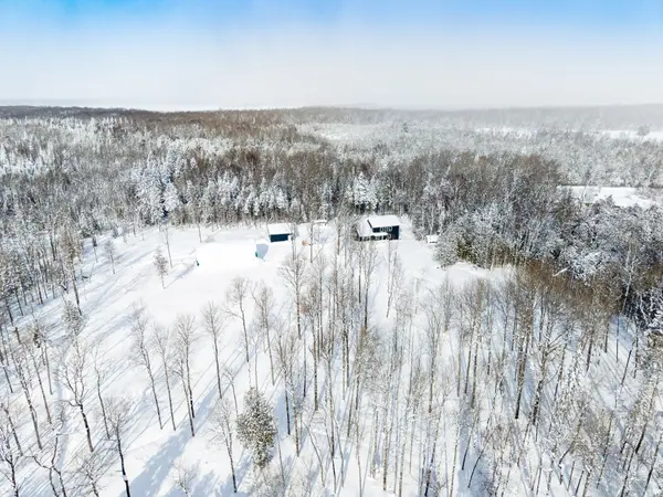 382390 Concession 17 RD, Georgian Bluffs, ON N0H 2T0