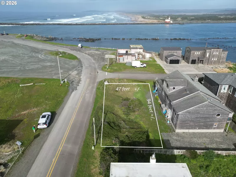 SECorner Lincoln 3rd SW, Bandon, OR 97411