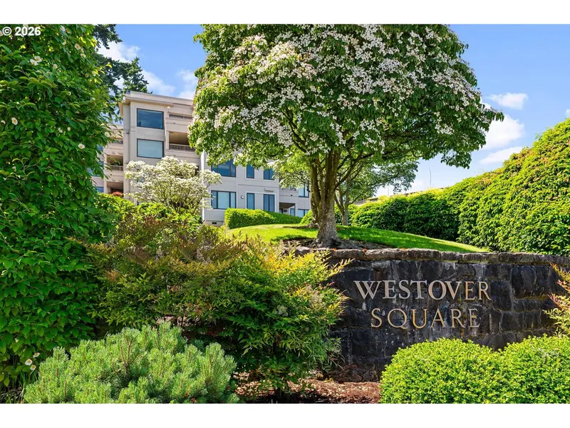 750 NW WESTOVER SQ, Portland, OR 97210
