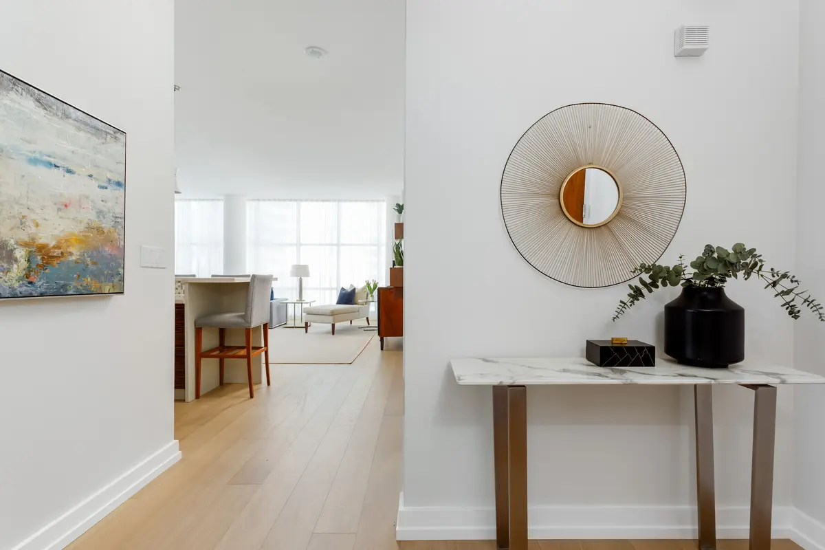 10 Navy Wharf CT #Ph01, Toronto C01, ON M5V 3V2