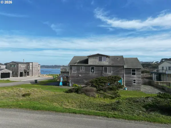 Bandon, OR 97411,SECorner Lincoln 3rd SW