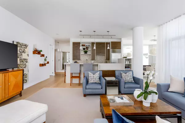 Toronto, ON M5V 3V2,10 Navy Wharf CT #Ph01