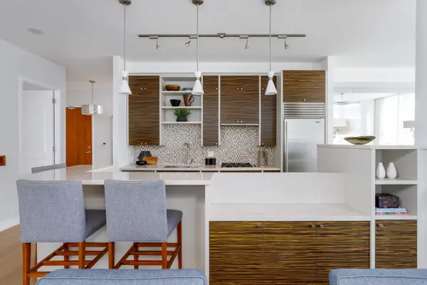 10 Navy Wharf CT #Ph01, Toronto C01, ON M5V 3V2