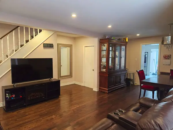 104 McRoberts AVE, Toronto W03, ON M6E 4P5