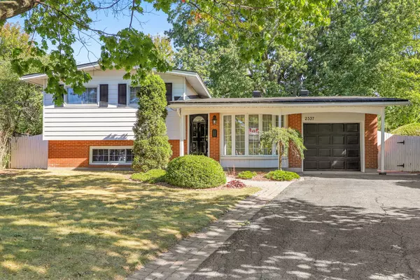 2337 Samuel DR, Elmvale Acres And Area, ON K1G 3C3