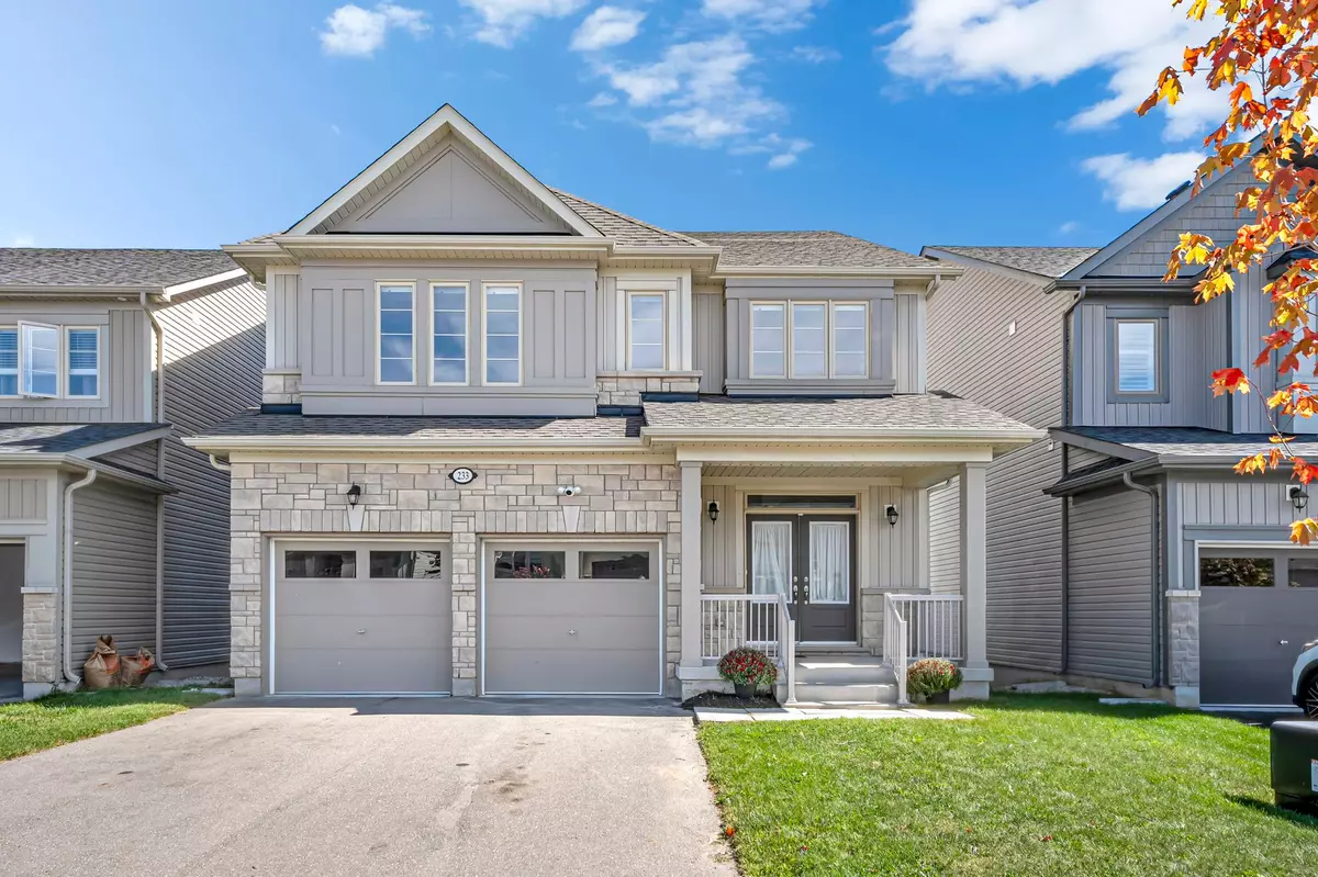 Centre Wellington, ON N1M 0G6,233 Mcfarlane CRES
