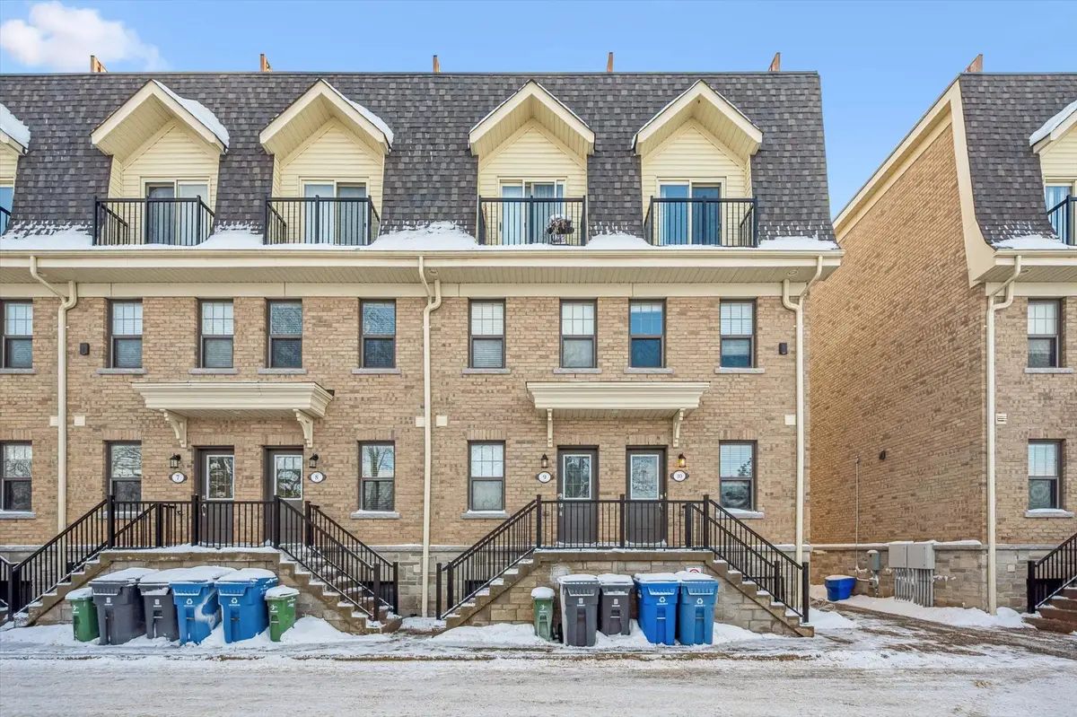 Guelph, ON N1G 1Y8,803 Gordon ST #9