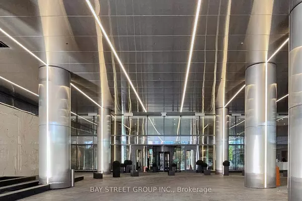 Toronto, ON M5V 0X4,3 Concord Cityplace WAY #4511