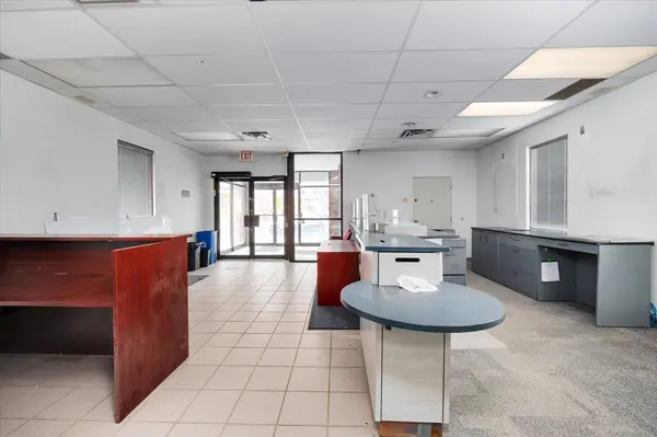 Brock, ON L0E 1E0,10 Cameron ST W