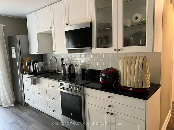 69 Benson AVE #2, Richmond Hill, ON L4C 4E5