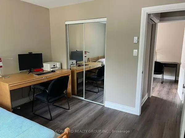 69 Benson AVE #2, Richmond Hill, ON L4C 4E5