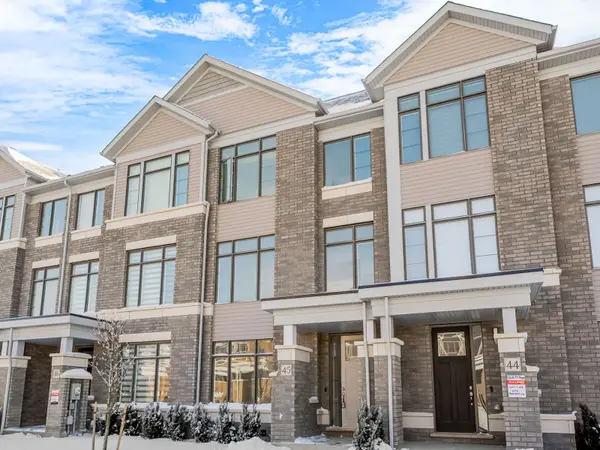 Hamilton, ON L0R 1W0,474 Provident WAY #45