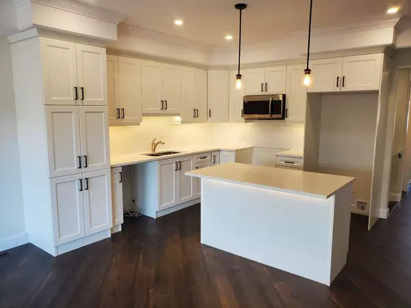 Gananoque, ON K7G 3C3,152 Wilmer AVE