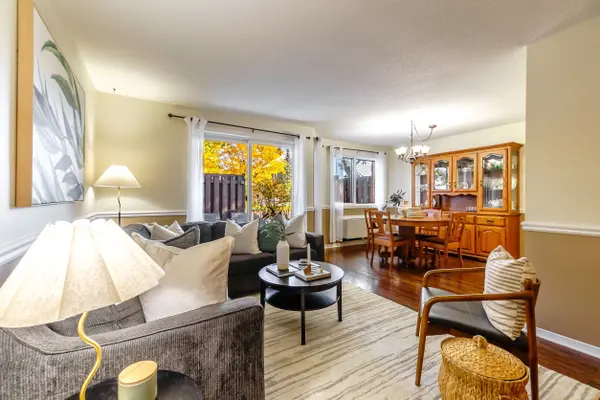 36 Champlain CRES #15, Peterborough, ON K9L 1T1