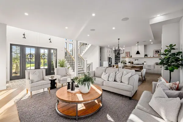 Middlesex Centre, ON N0L 1R0,9861 Glendon DR #202