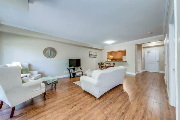 Centre Wellington, ON N1M 3W5,760 Woodhill DR #221