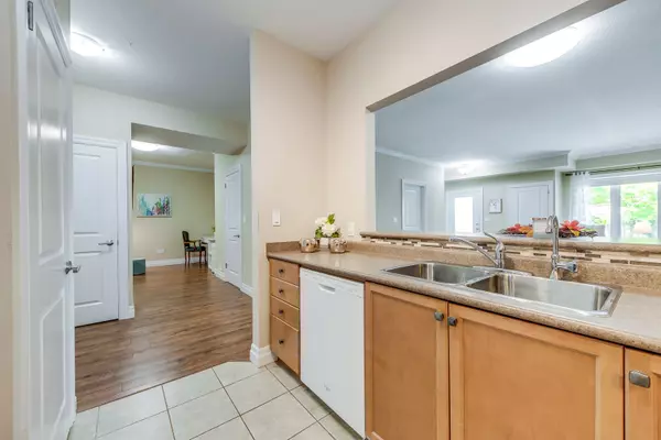 Centre Wellington, ON N1M 3W5,760 Woodhill DR #221