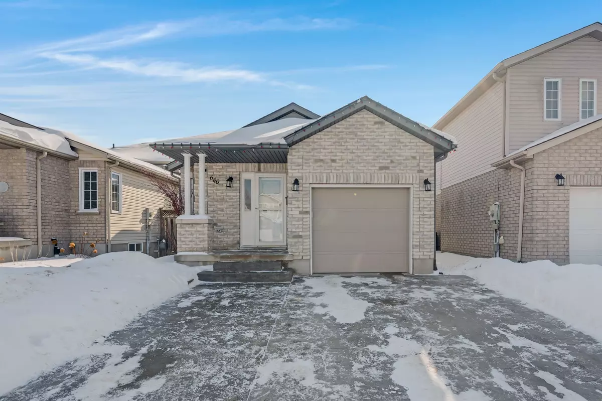 Cambridge, ON N1P 1H4,640 Langlaw DR