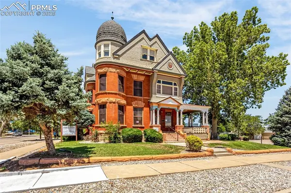 229 W 12th ST, Pueblo, CO 81003