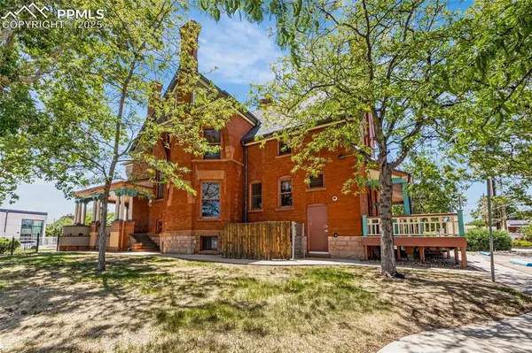 229 W 12th ST, Pueblo, CO 81003