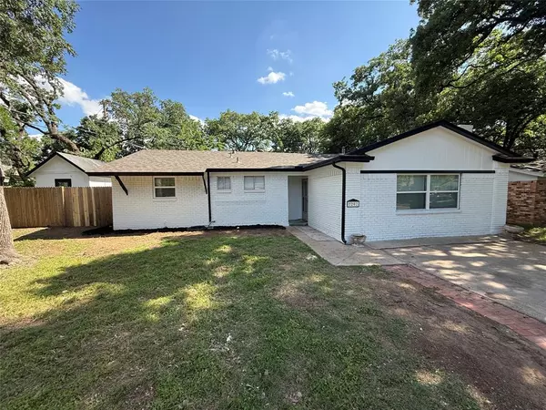 Arlington, TX 76013,2202 Pontiac Drive