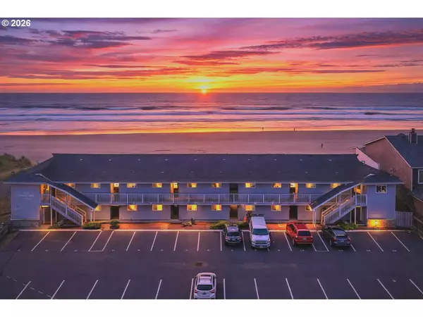 Rockaway Beach, OR 97136,137 S PACIFIC ST