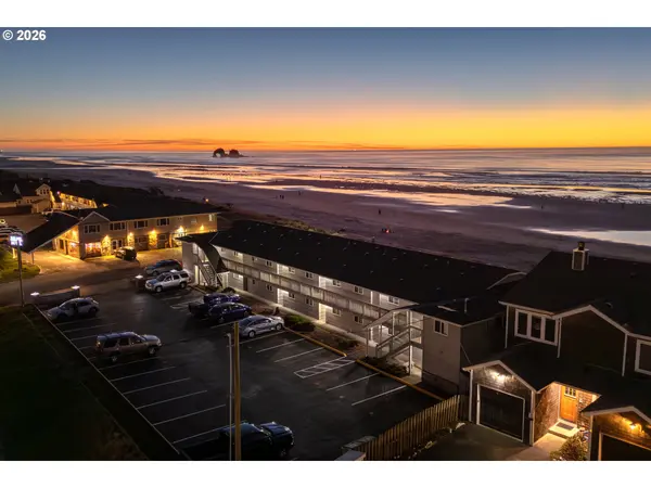137 S PACIFIC ST #13, Rockaway Beach, OR 97136