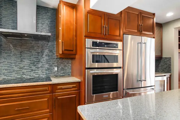 122 Goodwin PL, Fort Mcmurray, AB T9J1K1