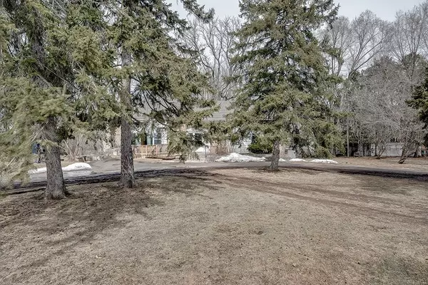 Hamilton, ON L8S 3J6,50 Sanders BLVD