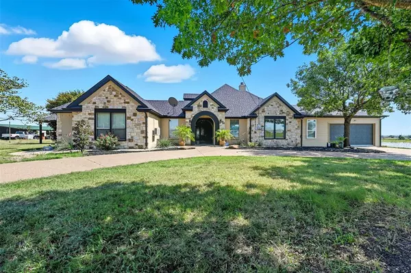 3795 Fm 66, Waxahachie, TX 75167