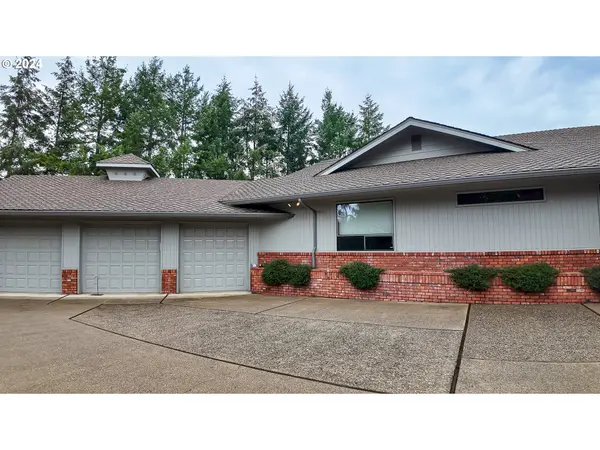 1081 UMPQUA COLLEGE RD, Roseburg, OR 97470