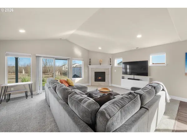 475 S 10TH ST, Monroe, OR 97456