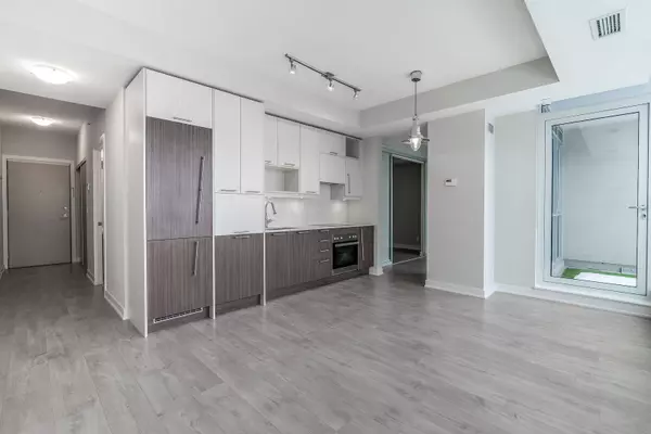 Toronto C01, ON M5V 0H4,199 Richmond ST W #2301