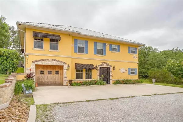 Springtown, TX 76082,Address not disclosed