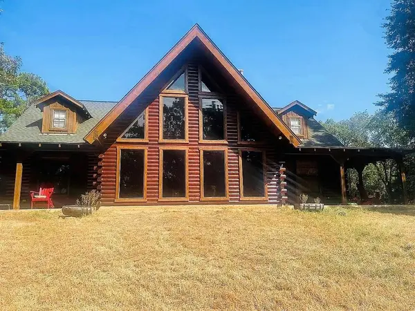 637 County Road 4420, Winnsboro, TX 75494