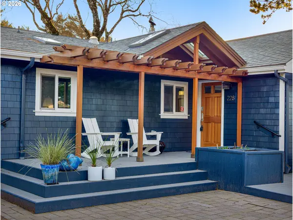 Manzanita, OR 97130,228 BEESWAX LN